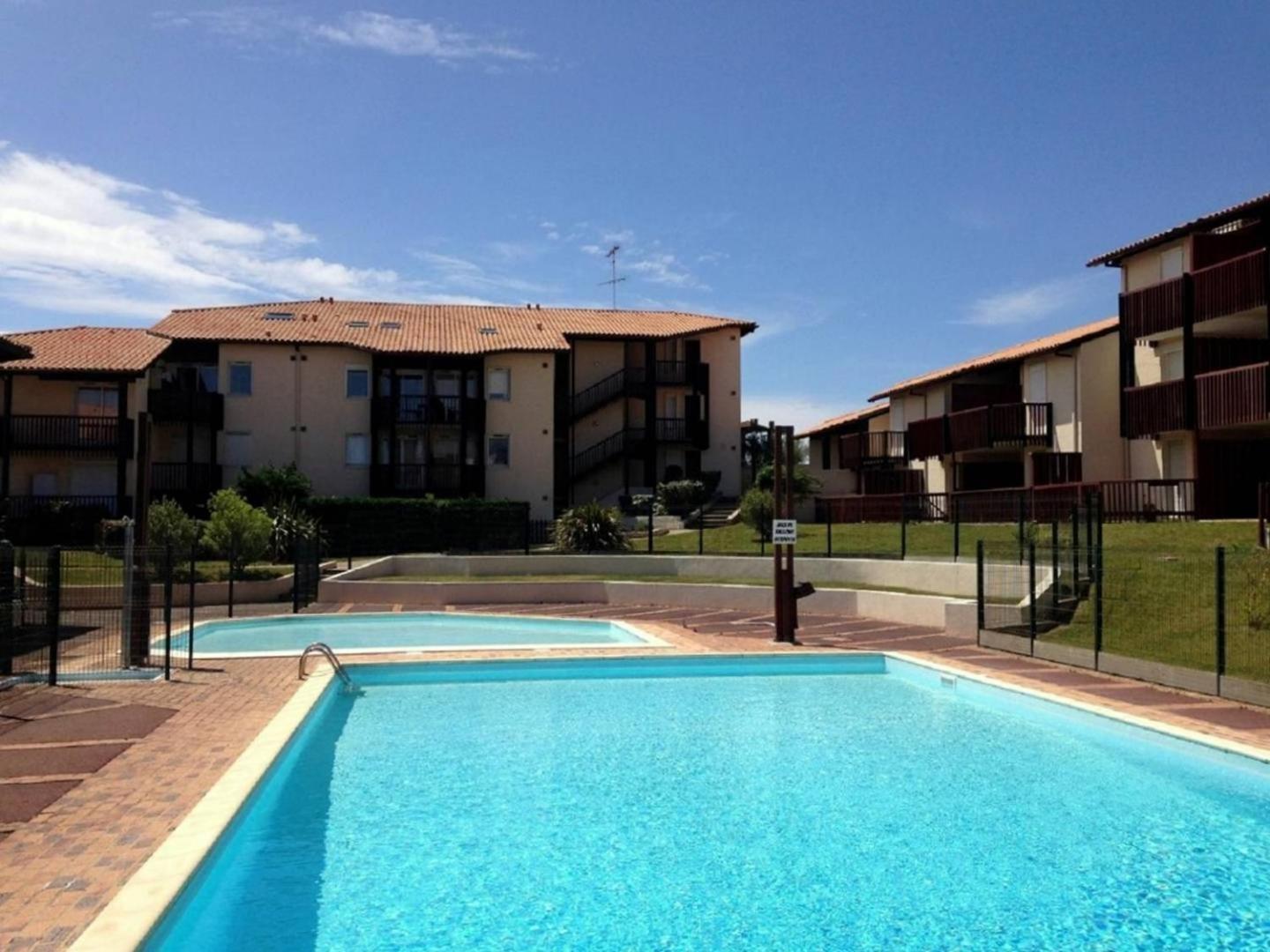 V-Landes 02-Vieux Boucau Appartement 4 Personnes Avec Vue Sur Le Lac Marin Dans Residence Avec Piscine 뷰부코레방 외부 사진